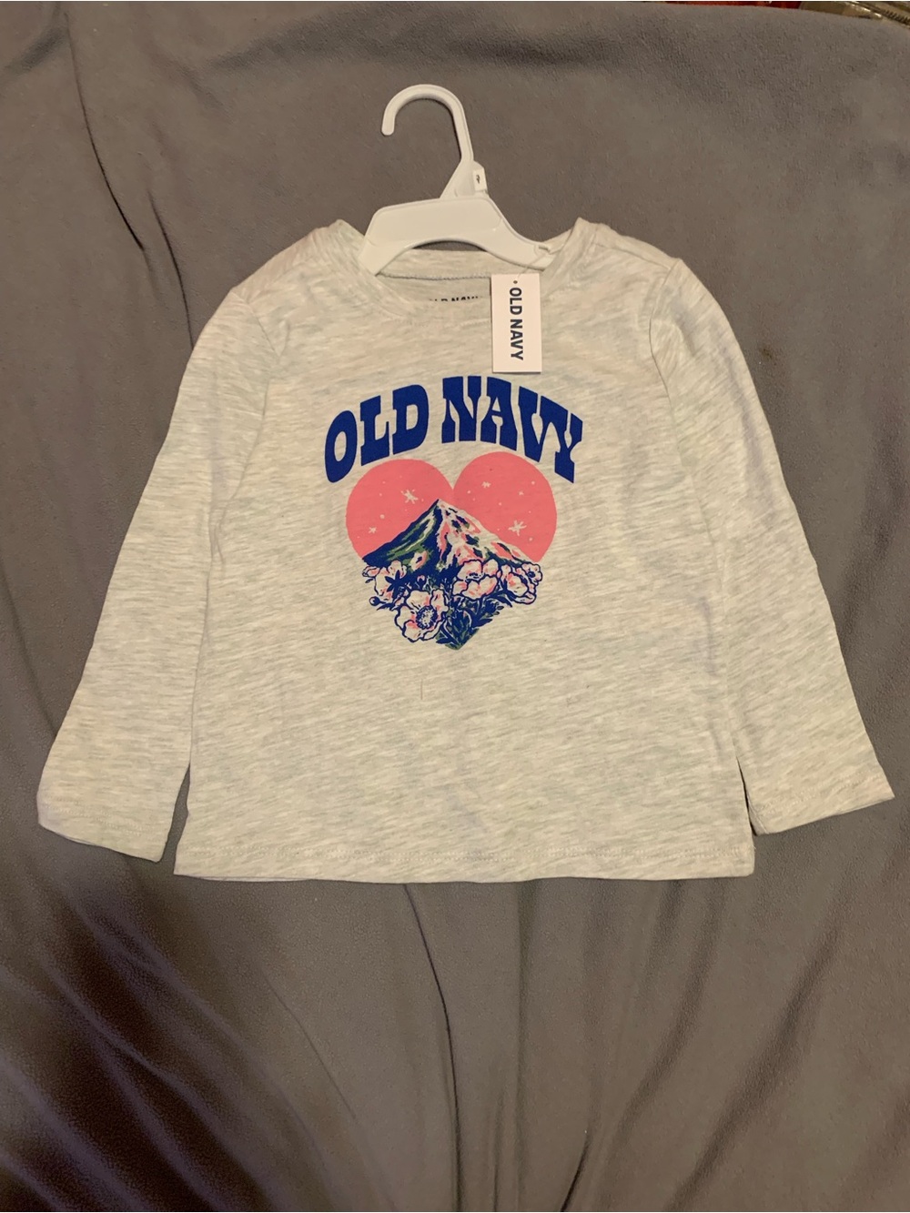 Old Navy Light Gray Long-Sleeve Tee with Blue Logo & Pink Heart
